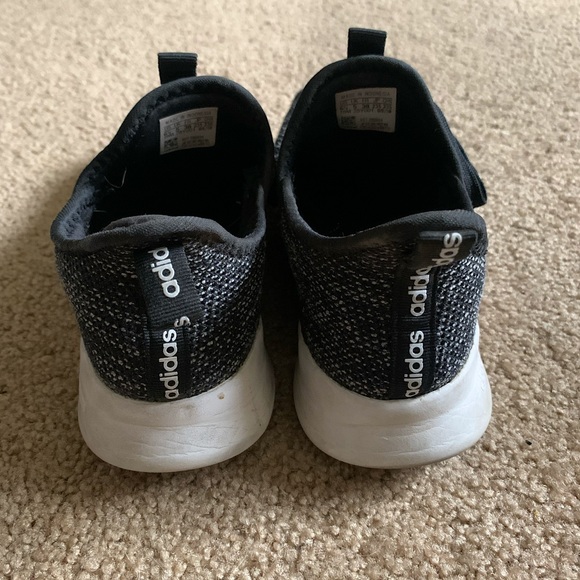 Women’s Adidas Cloudfoam Athletic Shoe - Size 6.5 - Picture 3 of 9